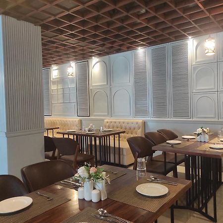 Hotel Obsidian Blue Itānagar エクステリア 写真
