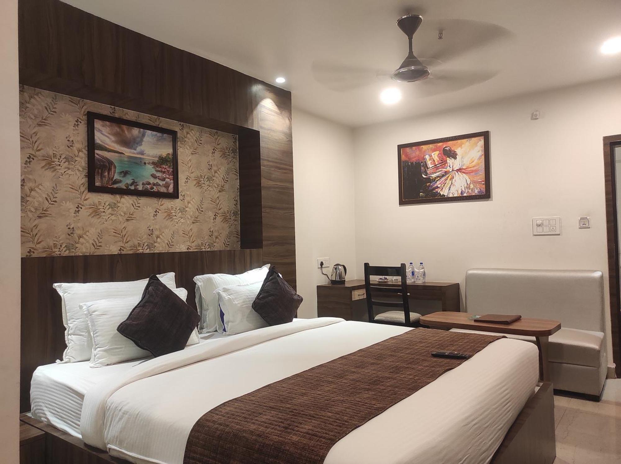 Hotel Obsidian Blue Itānagar エクステリア 写真
