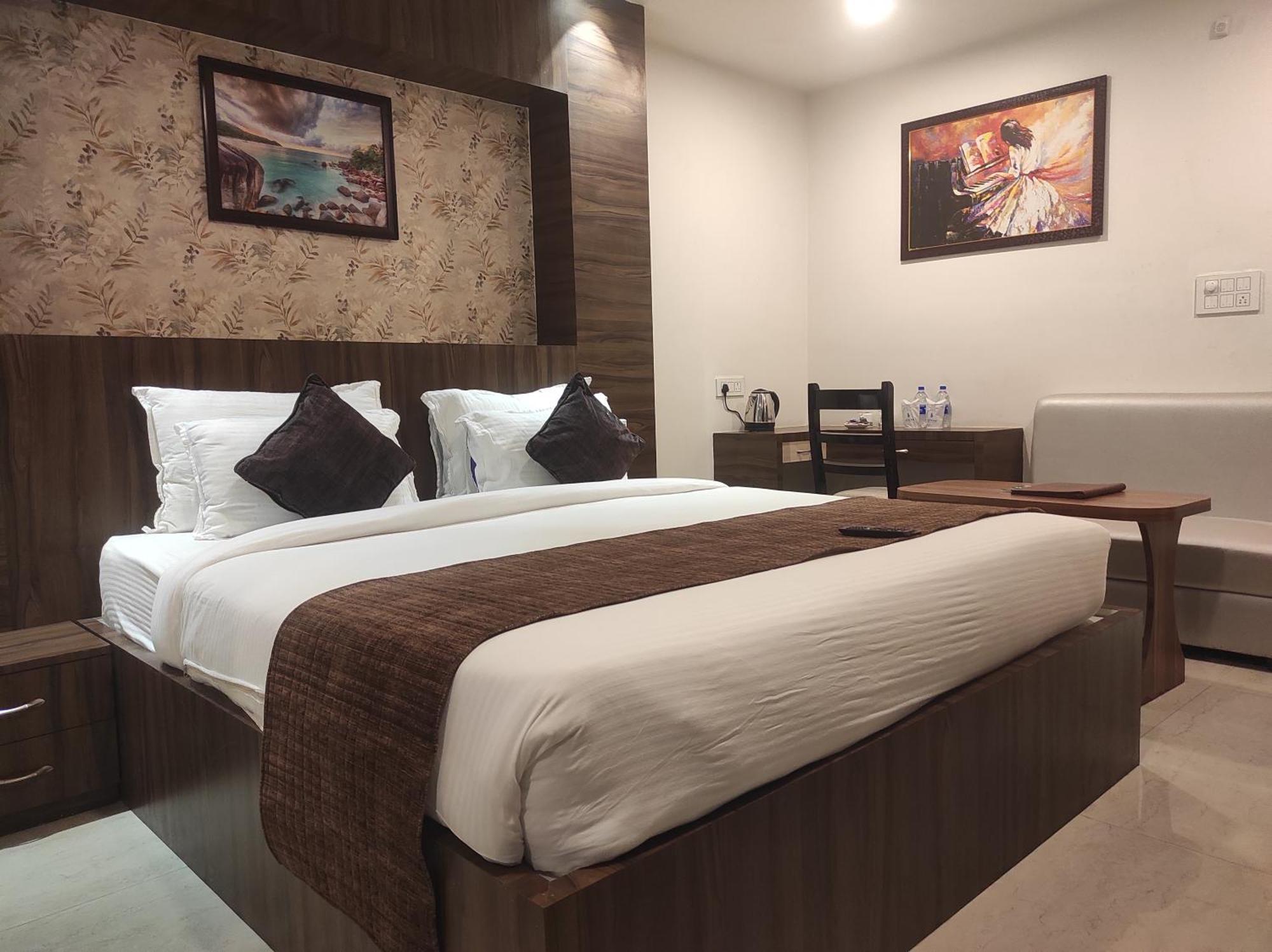 Hotel Obsidian Blue Itānagar エクステリア 写真