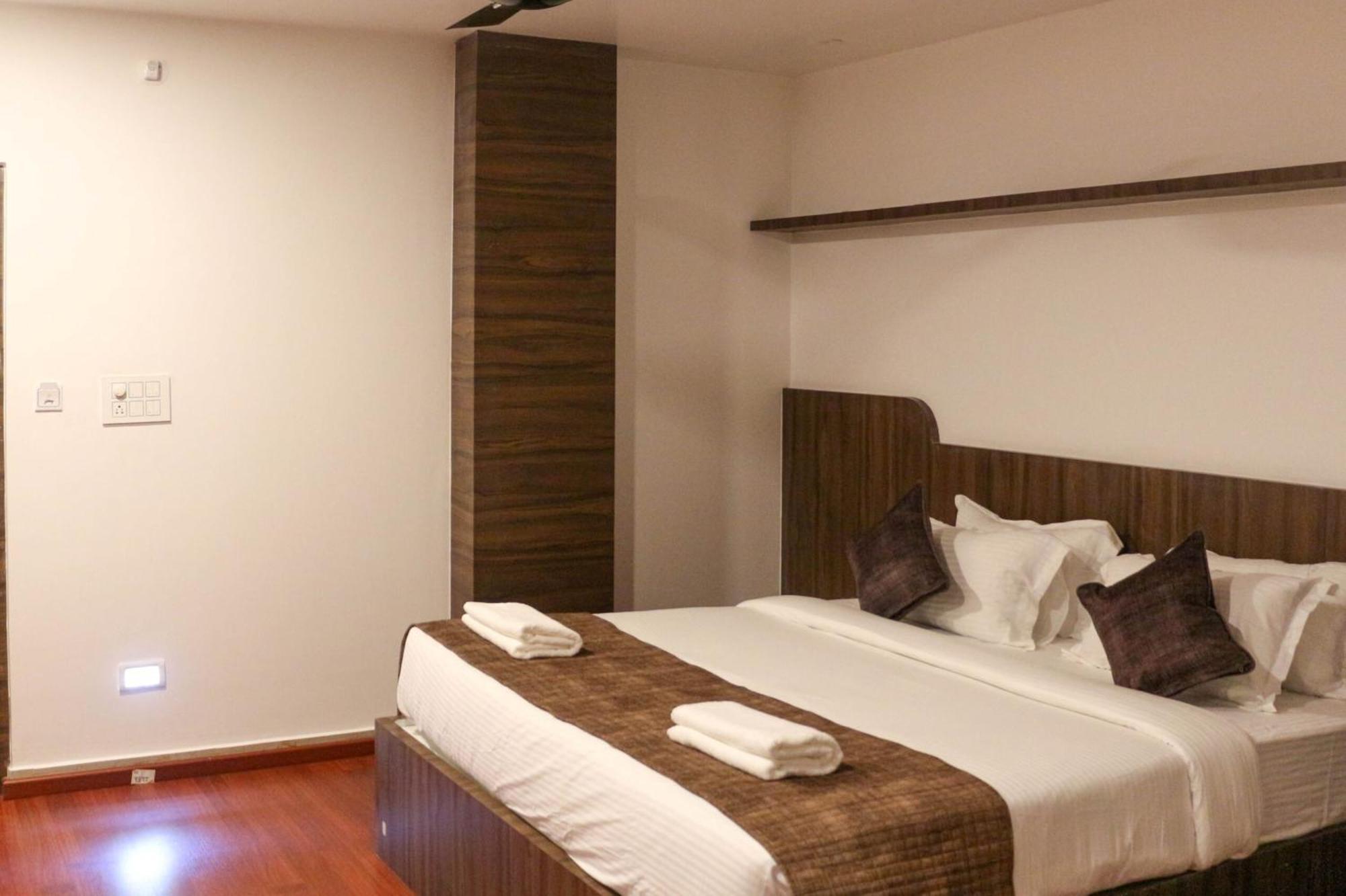 Hotel Obsidian Blue Itānagar エクステリア 写真